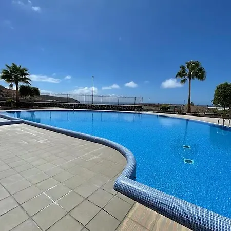 Vista Hermosa 2 Bedroom. Cristianos Apartment *