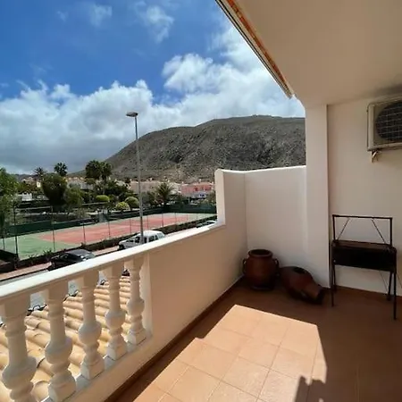 Vista Hermosa 2 Bedroom. Cristianos Apartment *